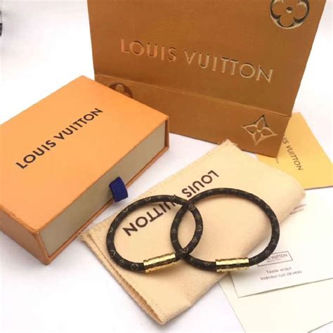 vòng tay lv|vòng tay louis vuitton.